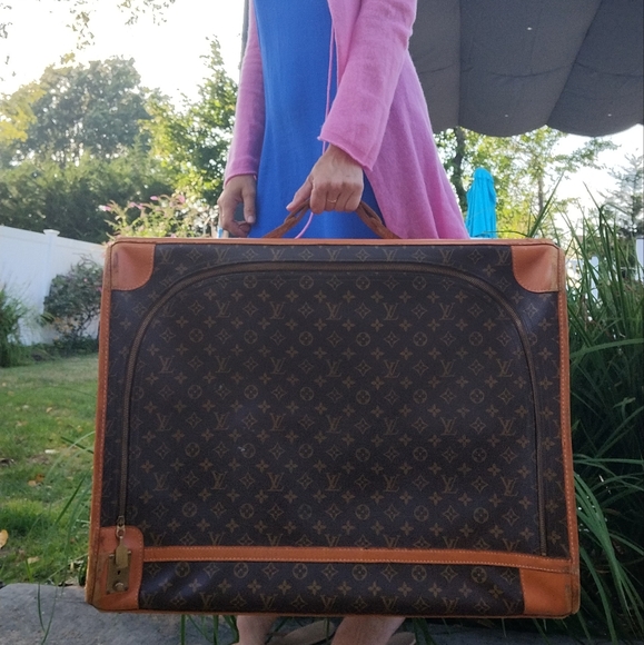 Louis Vuitton Saks Fifth Avenue Soft Sided Suitcase - Picture 3 of 17